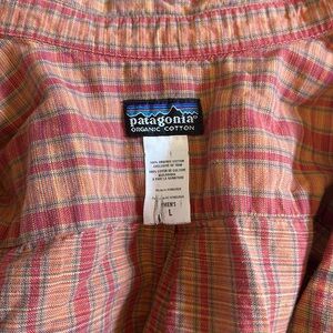 Patagonia men cotton button down